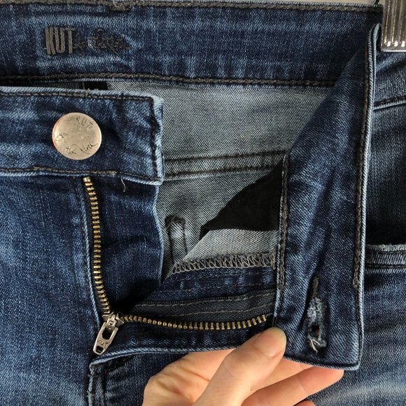 Kut From The Kloth Women's Size 4 Blue Dark Wash Catherine Boyfriend Jeans - Picture 7 of 11